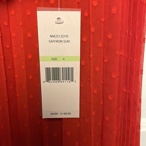 NWT Nanette Lenore Split Neck Three Quarter Sleeve Dot Print Midi Dress, Size 4 - Picture 4 of 4